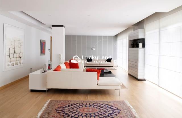 (For Rent) Residential Detached house || Athens North/Kifissia - 450 Sq.m, 5 Bedrooms, 8.000€ 