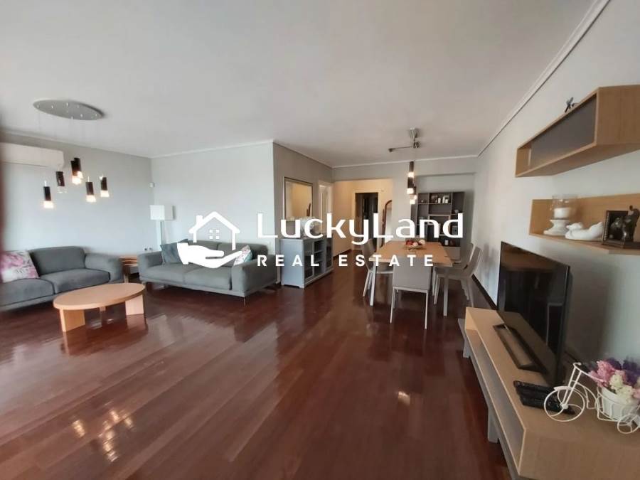 (For Rent) Residential Apartment || East Attica/Vouliagmeni - 140 Sq.m, 3 Bedrooms, 3.000€ 