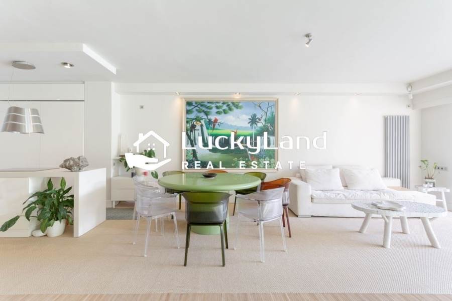 (For Rent) Residential Detached house || East Attica/Vouliagmeni - 370 Sq.m, 5 Bedrooms 
