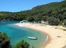 (For Sale) Other Properties Island || Lefkada/Apollonio - 4.400.000 Sq.m, 20.000.000€ 