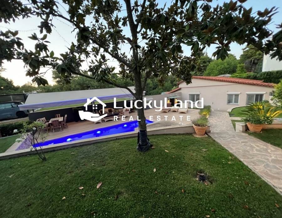 (For Rent) Residential Villa || Athens North/Ekali - 340 Sq.m, 6 Bedrooms, 5.500€ 