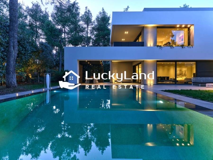 (For Sale) Residential Villa || East Attica/Stamata - 542 Sq.m, 7 Bedrooms, 2.800.000€ 