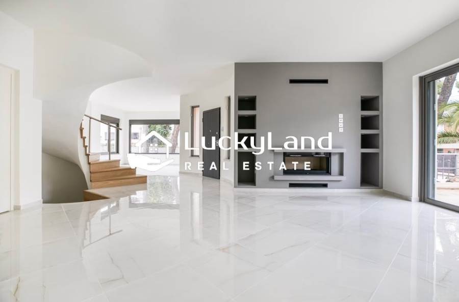 (For Rent) Residential Villa || Athens North/Ekali - 400 Sq.m, 6 Bedrooms, 6.000€ 