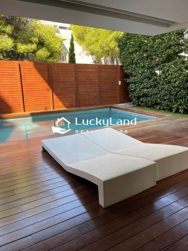 (For Rent) Residential Maisonette || East Attica/Voula - 200 Sq.m, 3 Bedrooms, 7.000€ 