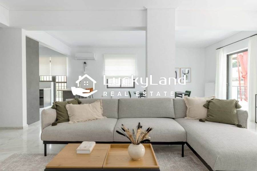 (For Rent) Residential Apartment || Athens North/Marousi - 137 Sq.m, 3 Bedrooms, 1.960€ 