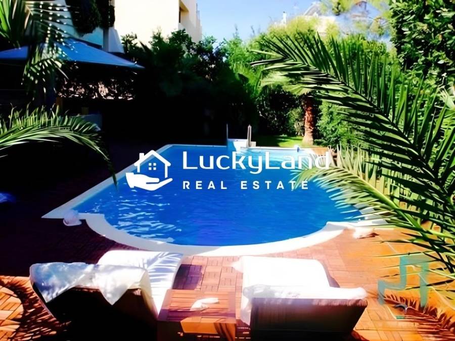 (For Rent) Residential Maisonette || East Attica/Voula - 400 Sq.m, 6 Bedrooms, 8.500€ 