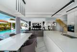 slide1 thumbnail