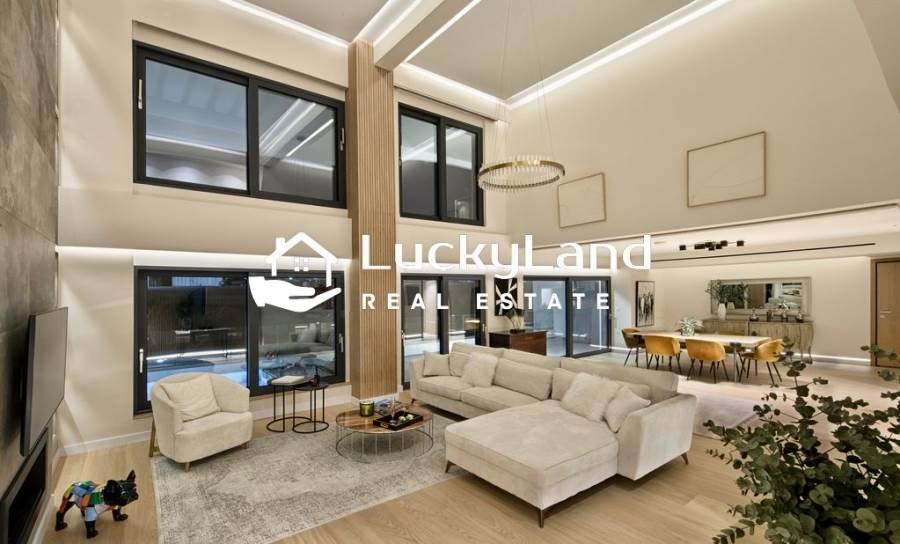 (Προς Ενοικίαση) Κατοικία Μεζονέτα || Αθήνα Νότια/Γλυφάδα - 230 τ.μ, 3 Υ/Δ, 12.500€ 