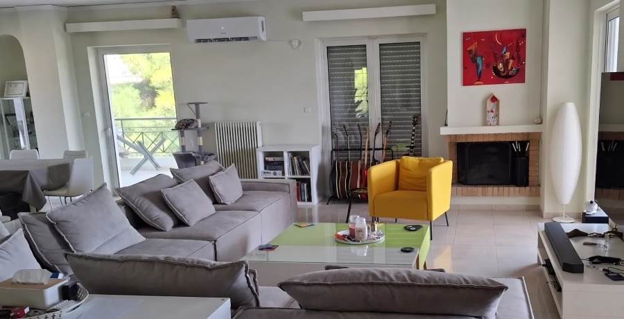 (For Rent) Residential Apartment || Athens North/Marousi - 156 Sq.m, 3 Bedrooms, 1.950€ 